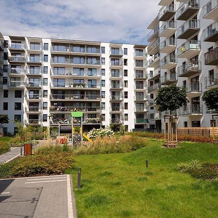 ורשה Easy & Comfortable, With Balcony, Very Close To The Center מראה חיצוני תמונה